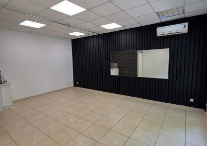 lokal na wynajem - Tarnowskie Góry, Osiedle Przyjaźń